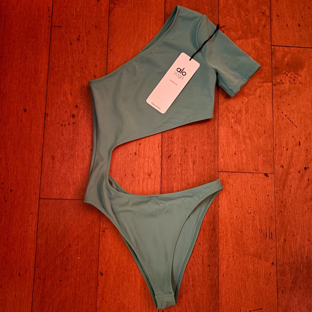ALO Yoga One-Shoulder Green One-Piece Swimsuit Yoga bodysuit
